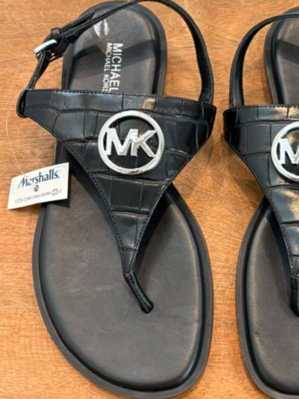 Michael MICHAEL KORS gladiator sandal size 6M NWT